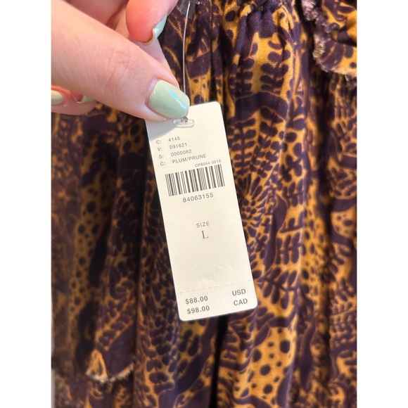 Twist Back Ruffle Mini Dress - Picture 6 of 6